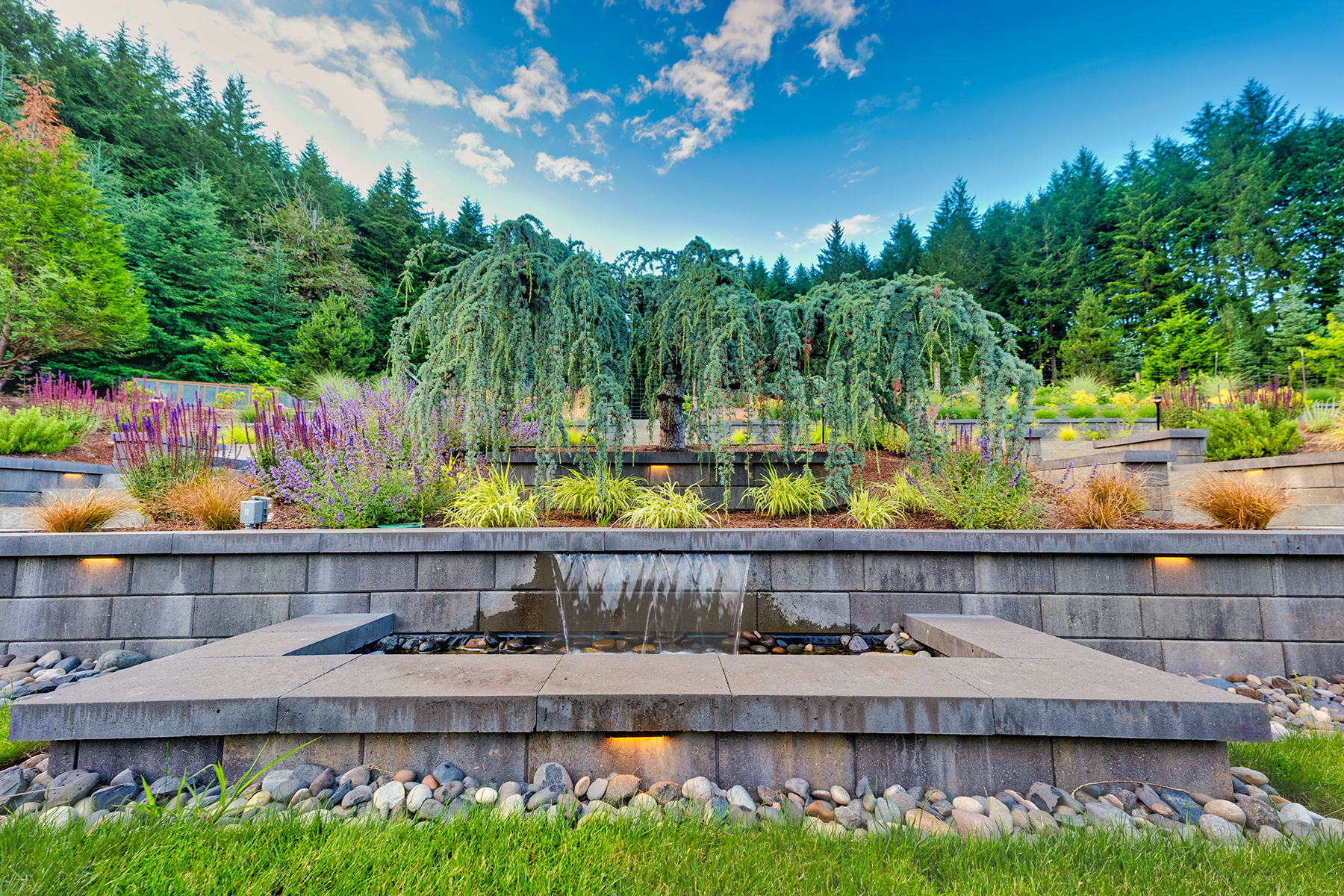modern custom water feature landscape design