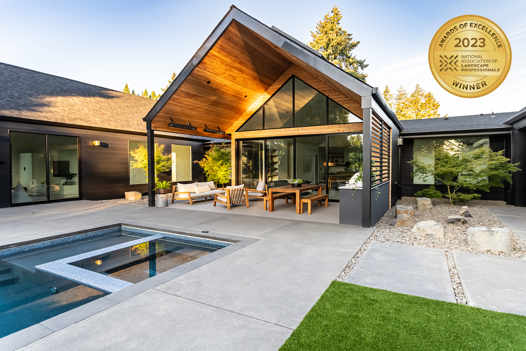 mulch stone gravel walkway in landscape